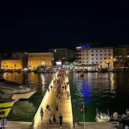 Apartment Urban Vibe